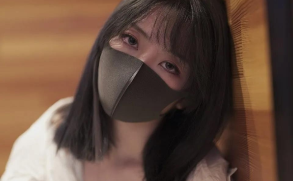 玩偶姐姐HongKongDoll最全高清图片视频合集，不戴口罩照片被我找到了！